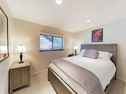 Group Getaways Holiday Home 4030 image 21